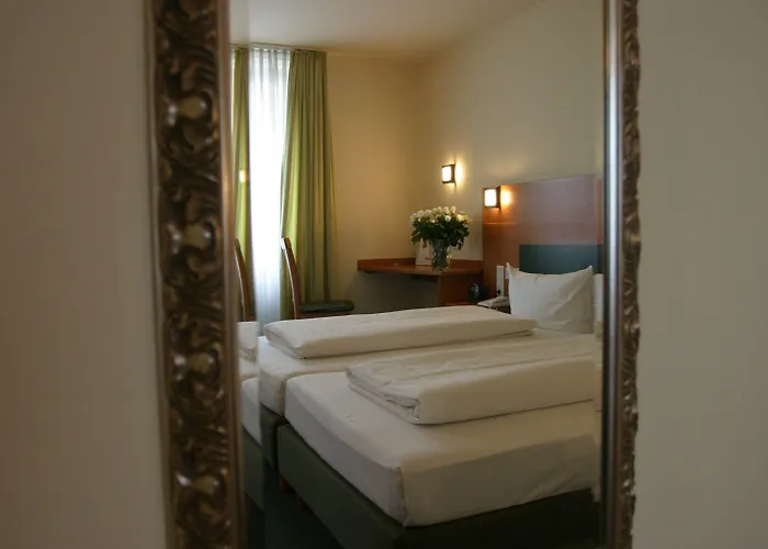 Memphis 4*