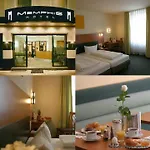 Memphis Hotel