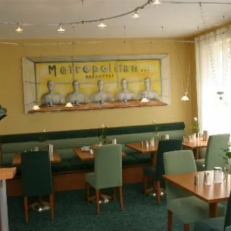 Memphis Hotel